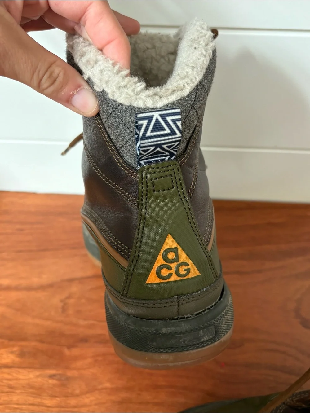 Nike ACG Woodside II Green Brown Duck Boots Men’s 8.5 Waterproof Fleece Hiking